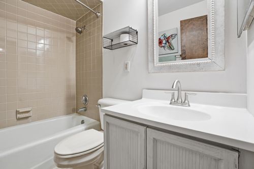 unit-c-5070 Sandy Beach Dr, Crown Point, IN, 46307-8017 | Card Image
