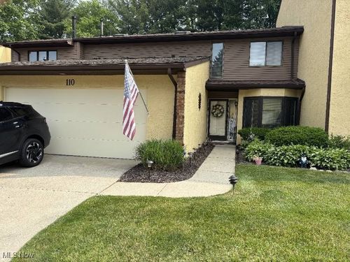 110 Olson Spur, Munroe Falls, OH, 44262-1023 | Card Image
