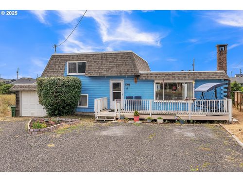 1214 Nw Parker Ave, Waldport, OR, 97394-9436 | Card Image