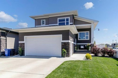 122 Lundberg Cres, Red Deer, AB, T4R0R3 | Card Image