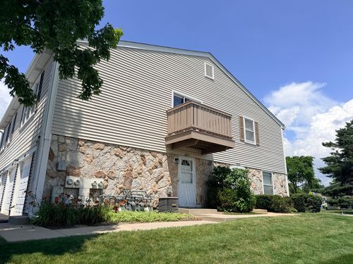 1017-1017 Newport Hbr, Schaumburg, IL, 60193-4226 | Card Image