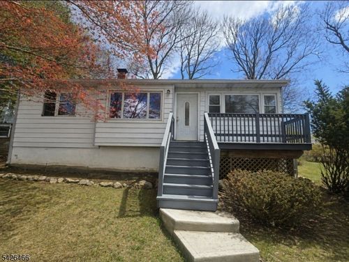 131 W End Ave, Hopatcong, NJ, 07843-1256 | Card Image