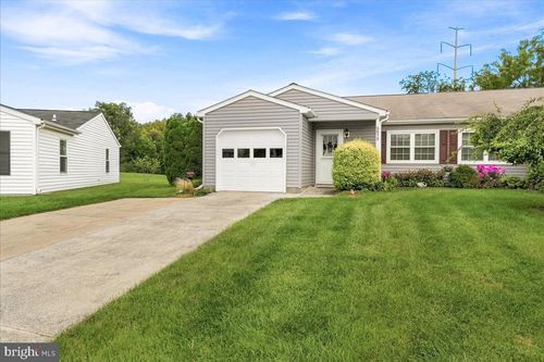 6879 Snowberry Ct, FREDERICK, MD, 21703-7186 | Card Image