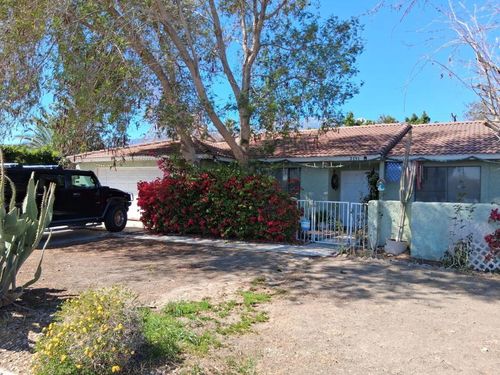 2151 N Farrell Dr, Palm Springs, CA, 92262-3633 | Card Image