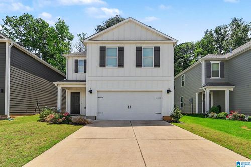 6558 Creek Cir, BESSEMER, AL, 35022-6495 | Card Image