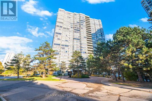 1907-22 Hanover Road, Brampton (Queen Street Corridor), ON, L6S5K7 | Card Image
