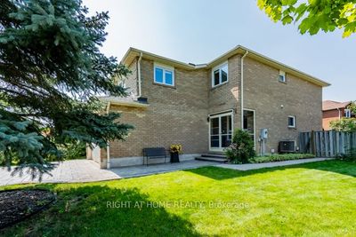 6090 Duford Dr, House other with 3 bedrooms, 4 bathrooms and 4 parking in Mississauga ON | Image 2