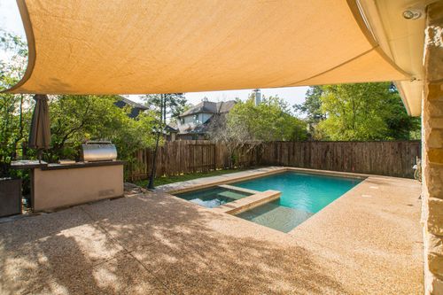 7 E Deer River Cir, The Woodlands, TX, 77389-4950 | Card Image