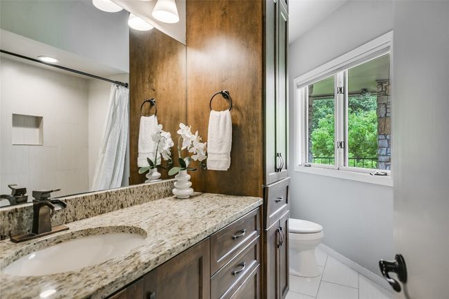 2305 Manana St, House other with 4 bedrooms, 4 bathrooms and 6 parking in Austin TX | Image 20