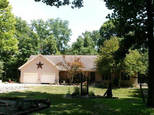 2029 S Timber Trail Rd, Peru, IN, 46970-7389 | Card Image