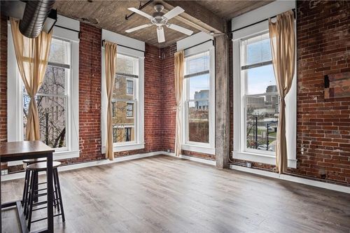 206-113 W 5th St, Kansas City, MO, 64105-1272 | Card Image