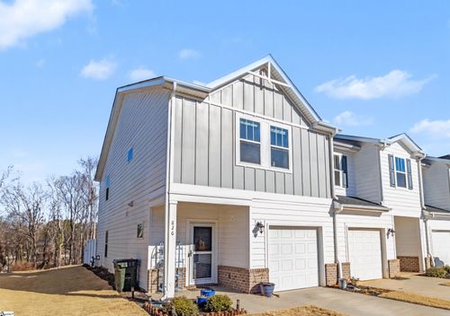 826 Thread Way, Greer, SC, 29651-3864 | Card Image