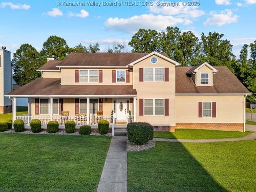 4 Antler Dr, Culloden, WV, 25510-9493 | Card Image