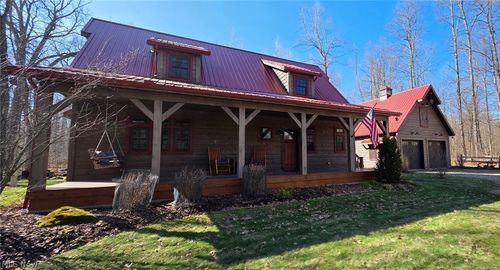 3989 Court Rd, Wakeman, OH, 44889-9102 | Card Image