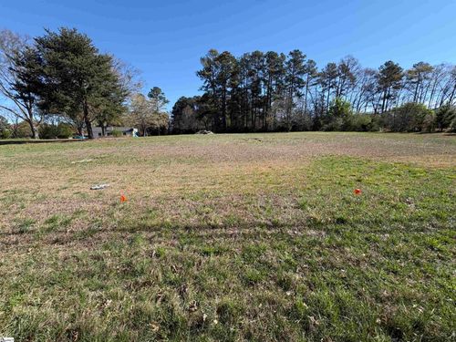 1505 Fork Shoals Rd, Greenville, SC, 29605-6014 | Card Image