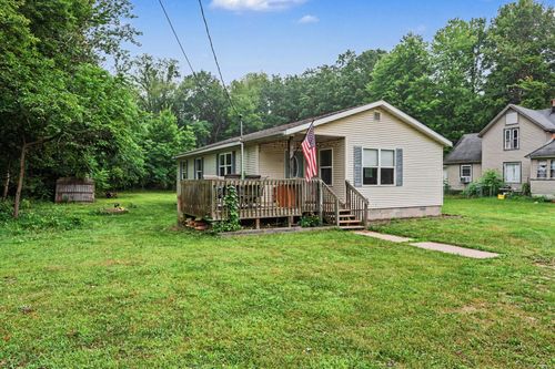 221 Lowe St, Allegan, MI, 49010-9578 | Card Image