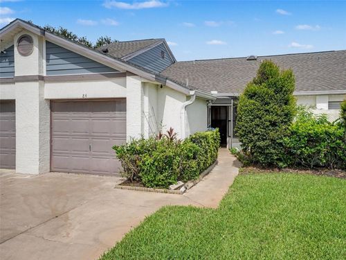 84 Lakepointe Cir, KISSIMMEE, FL, 34743-8118 | Card Image