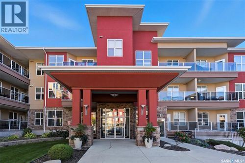 324-1035 Moss Ave, Saskatoon, SK, S7H2E5 | Card Image