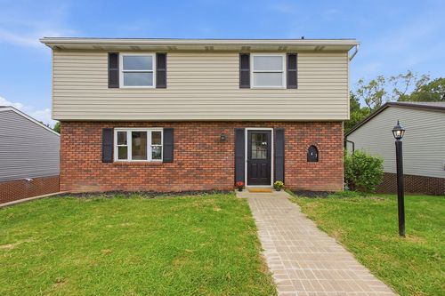 143 Macbeth Dr, Lower Burrell, PA, 15068-2628 | Card Image