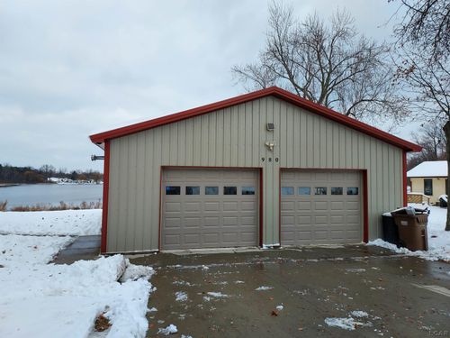 980 Marr Lake Rd, Onsted, MI, 49265-9581 | Card Image
