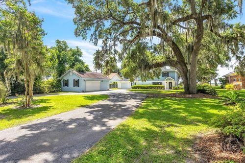 92 Old Mill Rd E, Richmond Hill, GA, 31324-5222 | Card Image