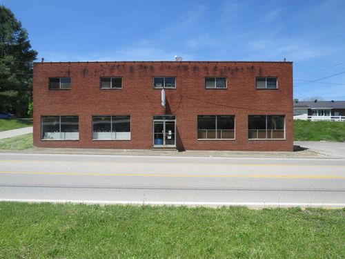 640 E Tom T Hall Blvd, Olive Hill, KY, 41164-7094 | Card Image