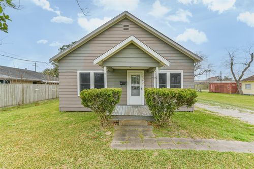 2242 Houston Avenue, Pearland, TX, 77581 | Card Image