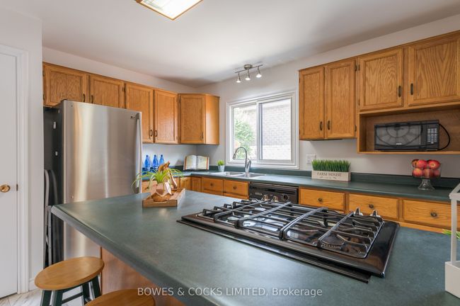 2233 Denure Dr, House other with 4 bedrooms, 2 bathrooms and 4 parking in Peterborough ON | Image 18
