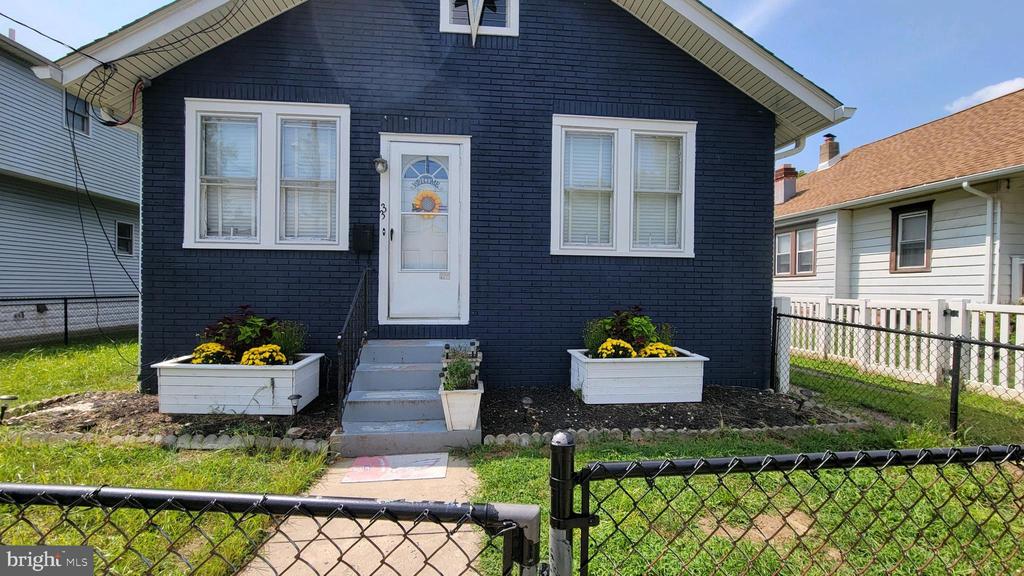 Highland Ave, Runnemede, NJ 08078