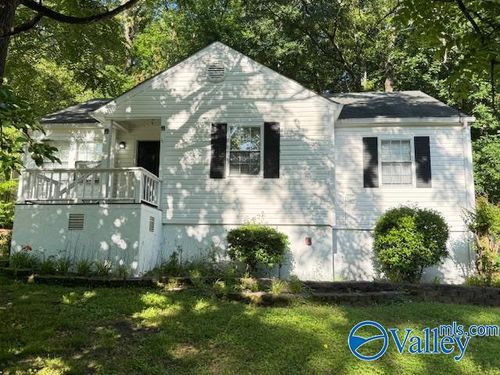12006 Wyandotte Dr Sw, Huntsville, AL, 35803-3512 | Card Image