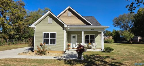 412 W Charlotte Avenue, Scottsboro, AL, 35768 | Card Image