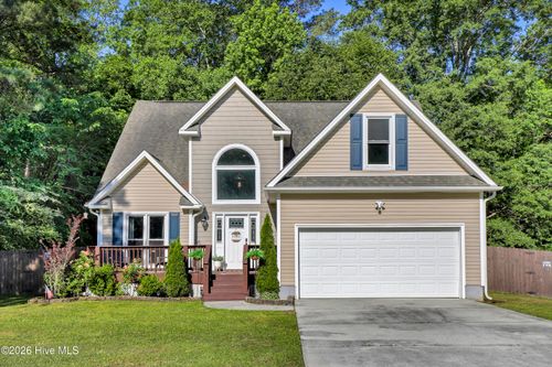 917 Mandarin Trl, Jacksonville, NC, 28540-9507 | Card Image