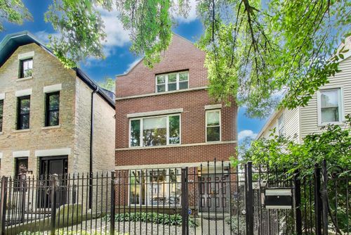 1636 Leavitt St, Chicago, IL, 60647-5410 | Card Image