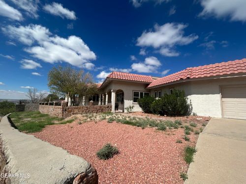 5716 Kingsfield Ave, El Paso, TX, 79912-4814 | Card Image