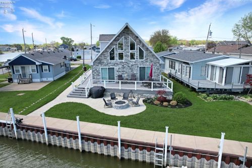 1531 N Compass Ave, Port Clinton, OH, 43452-4206 | Card Image