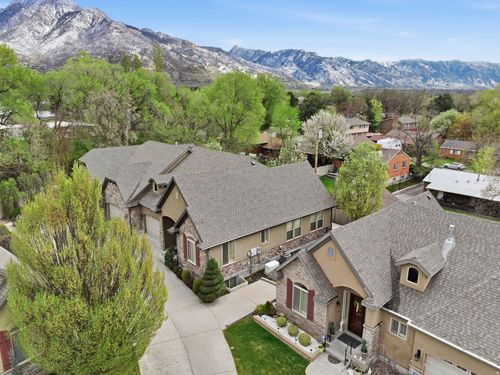 1842 E Peyton Ct, Holladay, UT, 84117-5654 | Card Image