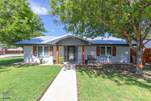 1332 Avenue L, Anson, TX, 79501-4118 | Card Image