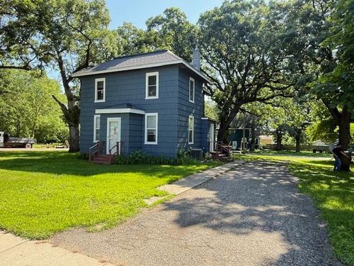 311 N Grove St, Redwood Falls, MN, 56283-1038 | Card Image