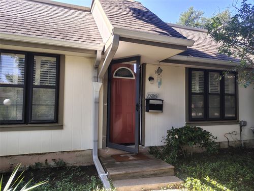 13849 Leinsper Green St, Dallas, TX, 75240-5826 | Card Image