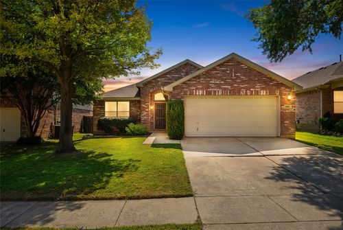 13264 Ridgepointe Rd, Fort Worth, TX, 76244-8147 | Card Image
