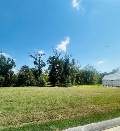 113 Sierra Ridge Ct, Madisonville, LA, 70447-1100 | Card Image