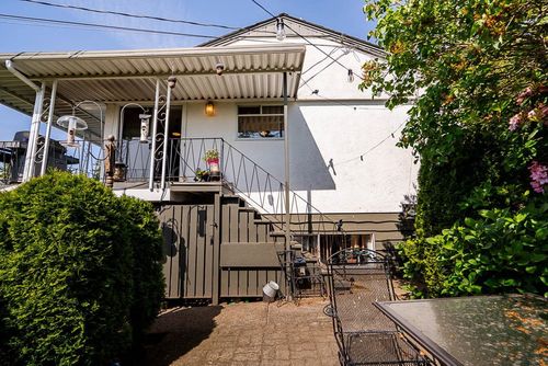 14253 Magdalen Ave, White Rock, BC, V4B2W8 | Card Image