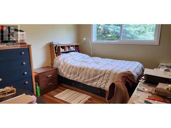 1989 Glencaird St, Home with 3 bedrooms, 1 bathrooms and 1 parking in Lumby BC | Image 12
