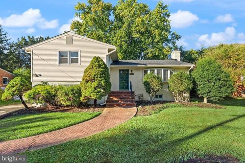 1726 Baldwin Dr, MCLEAN, VA, 22101-5048 | Card Image