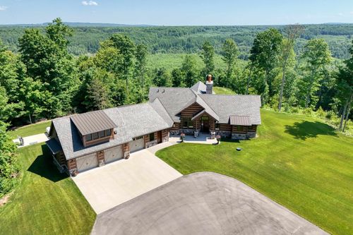 3375 Crum Rd, Benzonia, MI, 49616-9572 | Card Image