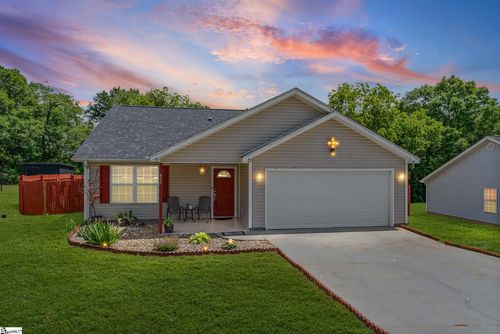 826 Damson Plum Court, spartanburg, SC, 29301 | Card Image