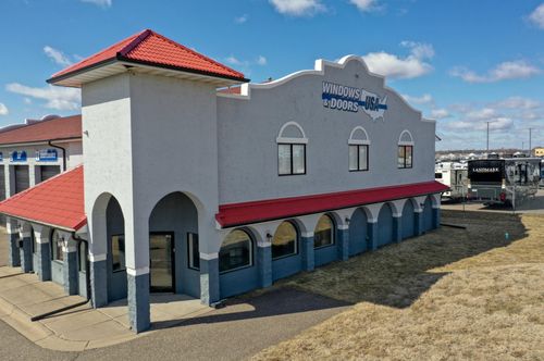 8175 Riverdale Dr Nw, Anoka, MN, 55303-5793 | Card Image