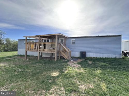 160 Stefanko Ln, AUGUSTA, WV, 26704-7531 | Card Image