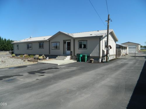 5419 Avalon St, Klamath Falls, OR, 97603-8238 | Card Image