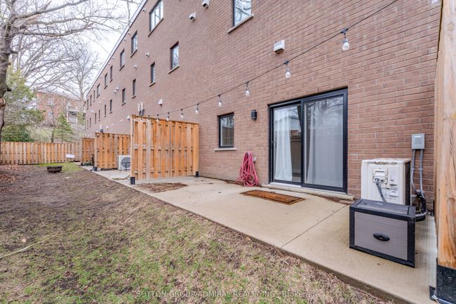 25 - 33 Jarvis St, House attached with 3 bedrooms, 3 bathrooms and 1 parking in Brantford ON | Image 42